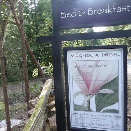 Bed and Breakfast Magnolia Petal Fernwood Exterior foto