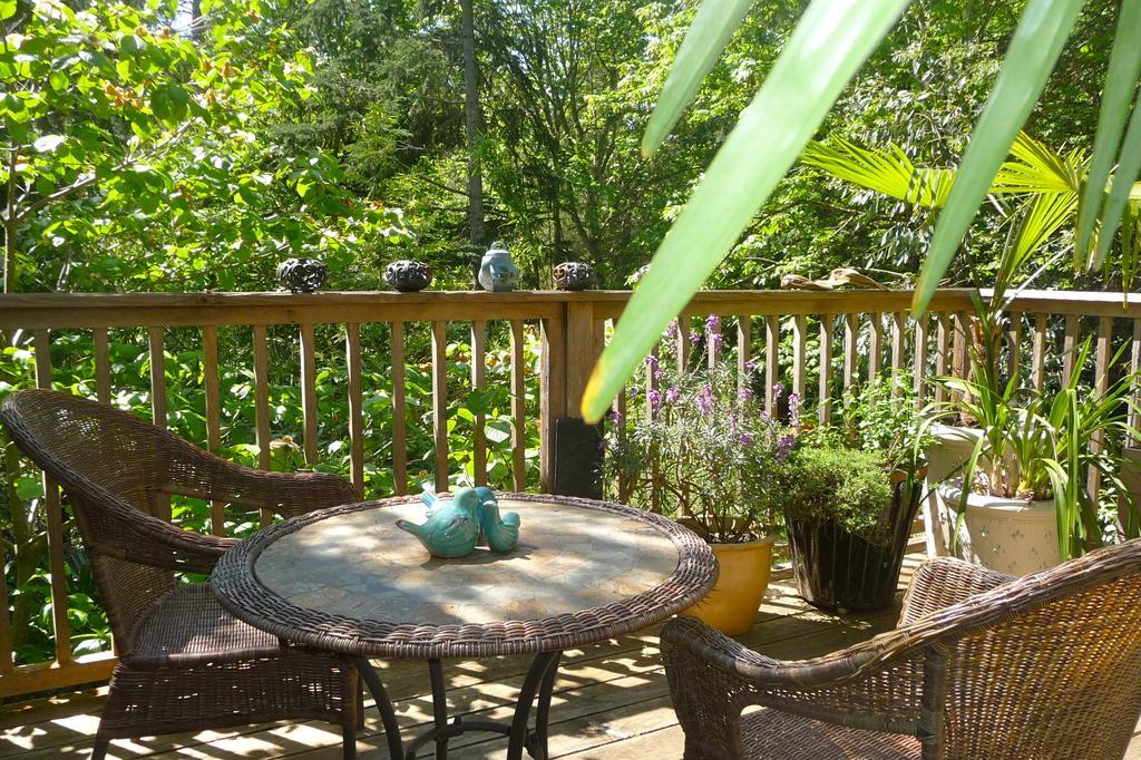 Bed and Breakfast Magnolia Petal Fernwood Exterior foto